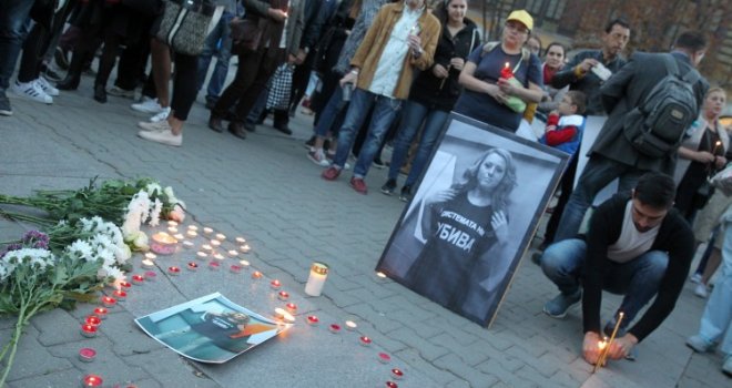 Sahranjena brutalno ubijena bugarska novinarka Viktorija Marinova
