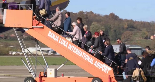 Prvi avion 'Ryanaira' sletio na banjalučki aerodrom: 'Ovo je veliki dan za Republiku Srpsku'