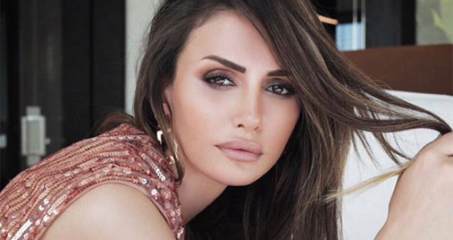 Turski mediji bruje o novoj vezi pjevačice: Gdje je Emina Jahović upoznala novog milionera