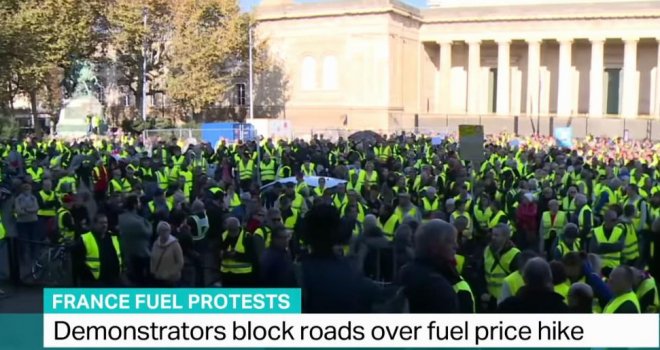 Ovako se to radi u razvijenim demokratijama: Skoro 300.000 ljudi izašlo na ulice zbog poskupljenja goriva