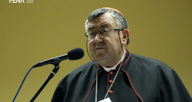 Kardinal Puljić prozvao ministra Mektića: 'U BiH je migrantski haos, ima zapaljenih kuća, silovanja, provaljivanja'