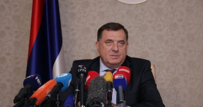 Dodik: RS će razmotriti mogućnost izlaska iz Oružanih snaga BiH