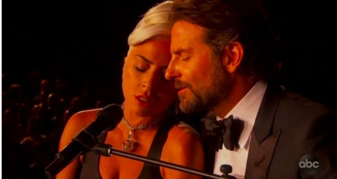 Napokon dokaz da su Bradley Cooper i Lady Gaga u vezi: Nakon ovoga teško da će naći opravdanje!