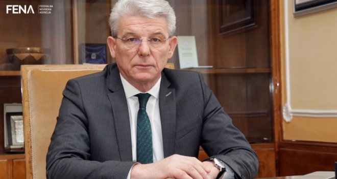 Džaferović: Nedopustivo je da šehidska djeca budu bez posla