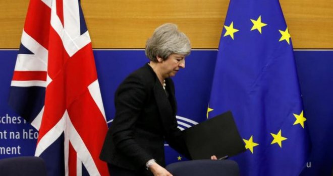 Britanska premijerka Theresa May sutra objavljuje ostavku