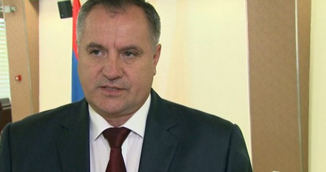 Višković: Nećemo odmah formirati rezervni sastav policije, to nije namijenjeno 'obračunima unutar BiH'