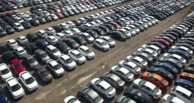 Gdje završe novi automobili koji se nikad ne prodaju: Procjenjuje se da ih ima više nego ljudi - oko 10 milijardi