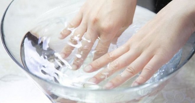 Potopite vrhove prstiju u hladnu vodu - za samo 30 sekundi ćete znati da li ste zdravi