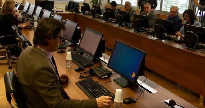 Brisel ozbiljno o uskraćivanju podrške pravosuđu BiH, Tegeltija primio pismo: 'Iznenađen sam tonom Evropske komisije...'