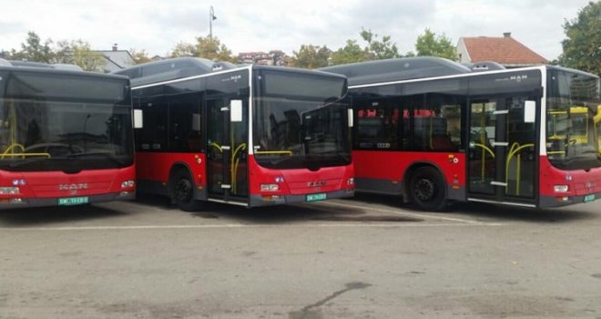Na ulicama Sarajeva deset novih gradskih autobusa, uskoro stiže i deset minibusa
