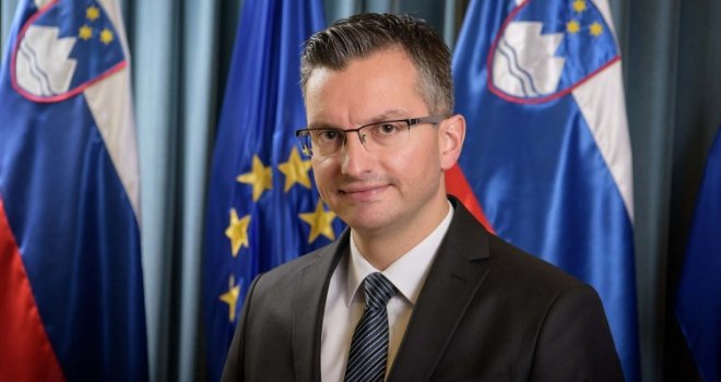 Slovenski premijer Šarec dao ostavku
