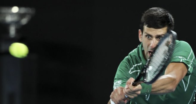 Novak Đoković odbranio titulu u Melbourneu: Nakon preokreta 'slomio' Thiema