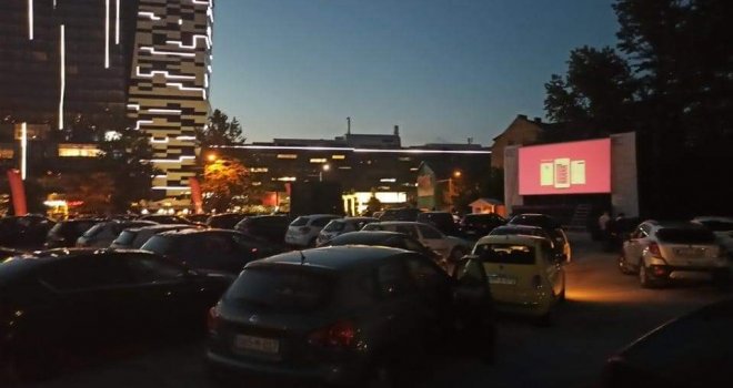 Sarajevo dobilo 'drive-in' kino: Evo koje filmove možete pogledati do 28. juna