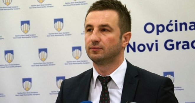 SDA-ov kandidat Semir Efendić proglasio pobjedu u Općini Novi Grad: 'Hvala građanima na velikoj podršci'