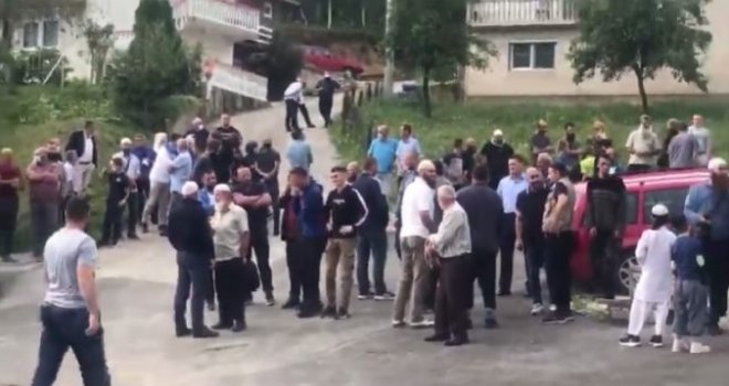 Brojne policijske snage oko Bilala Bosnića: Doveden iz zeničkog zatvora na dženazu bratu