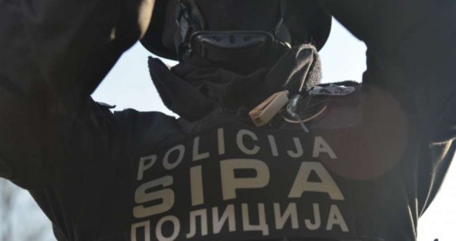 MUP KS i SIPA vrše pretrese na više lokacija: Na udaru biznismen i komandant policije