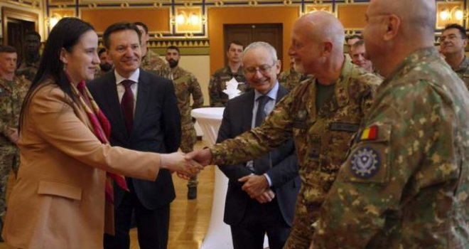 Benjamina Karić ugostila francuske, italijanske i rumunske vojnike Strateških rezervnih snaga EUFOR-a