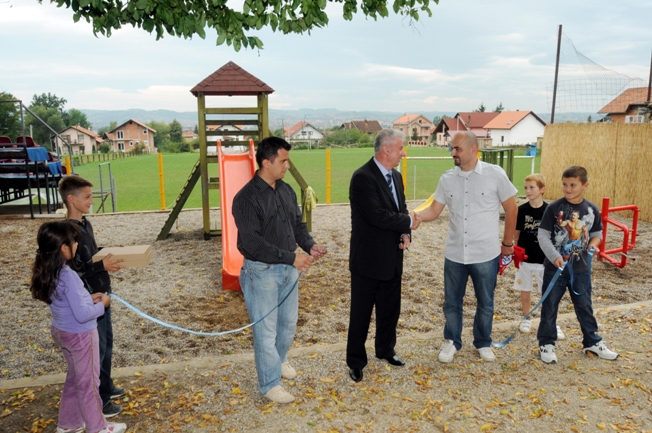 Dječije igralište Česma