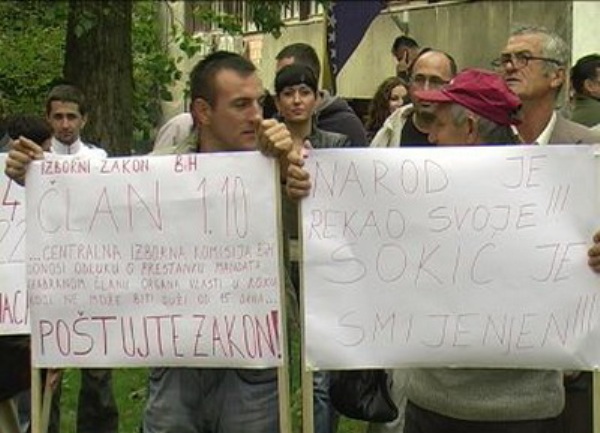 Protest građana Šekovića ispred CIK-a BiH