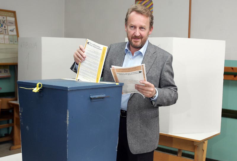 Bakir Izetbegović izašao na izbore
