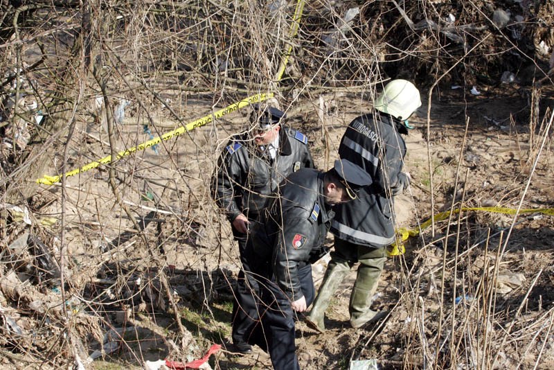 Profesionalna Vatrogasna brigada jutros je dobila dojavu od policijske uprave Novi Grad da je pronađen leš u rijeci Bosni u Rajlovcu/ Foto: DEPO PORTAL