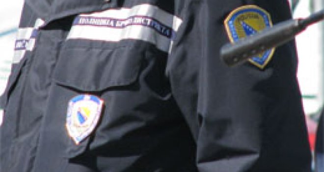 Nakon usvajanja izmjena Zakona o javnim nabavkama, iz KO SDP Sarajevo poručili: Deblokirali smo nabavku uniformi za policajce