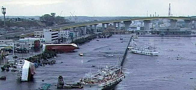 Japan-tsunami