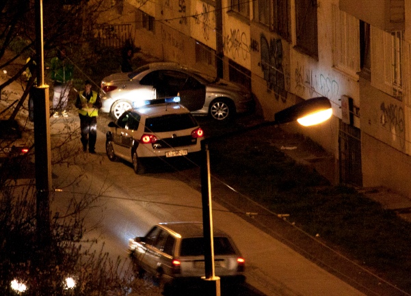 Automobilom se zabio u zgradu-naslovna