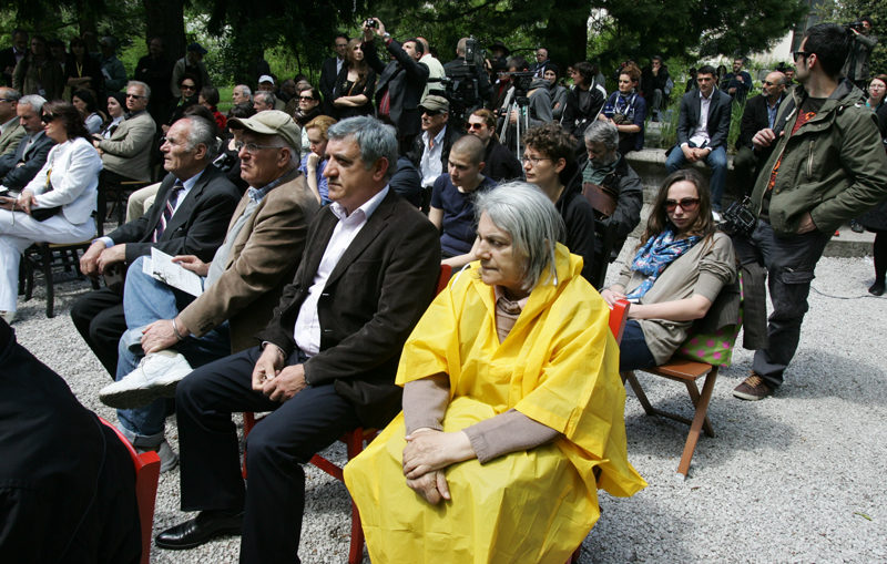 U botaničkoj bašti Zemaljskog muzeja BiH, uz prigodnu svečanost, 50. jubilarno izdanje Sarajevskih dana poezije otvorilo vrata za nove susrete i pjesnička druženja/ Foto: DEPO PORTAL