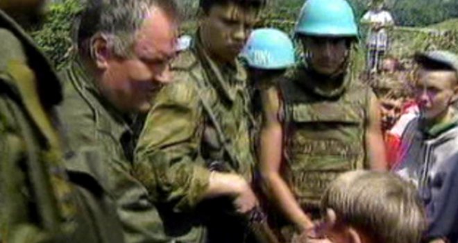 Samo jedan telefonski poziv mogao je tog jutra, 11. jula '95., spriječiti genocid u Srebrenici!