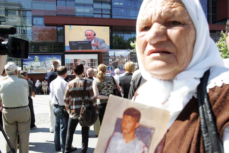 Miting 'Jer, svi smo mi svjedoci' ispred BBI-ja