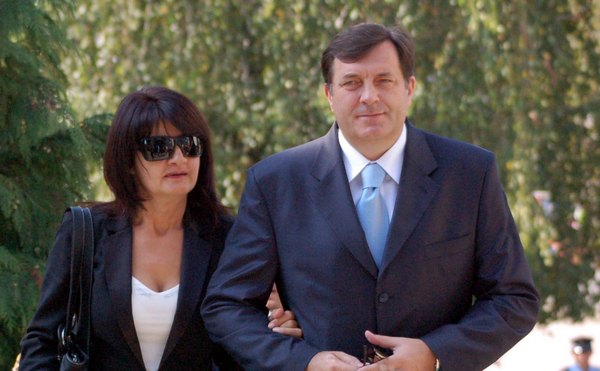 dodik i supruga