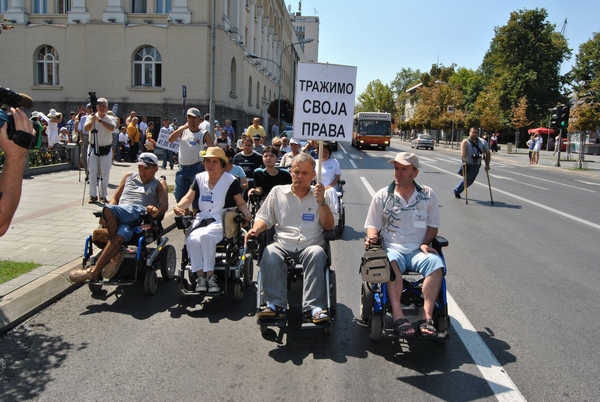 protesti invalida u banjaluci