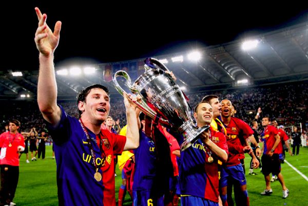 Nogometaši Barcelone nakon prošlosezonskog finala; foto: Getty Images