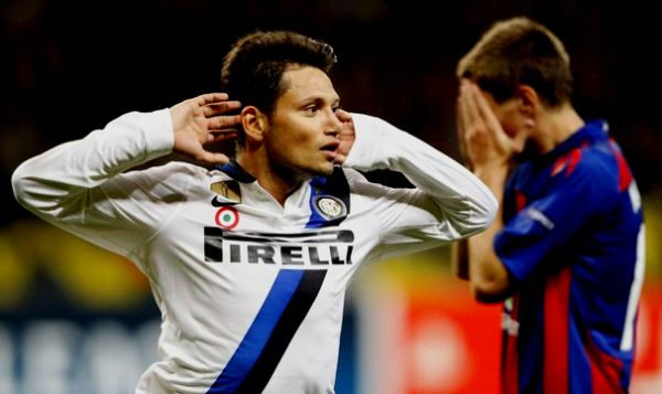 Mauro Zarate i Pavel Mamaev; foto: Reuters 