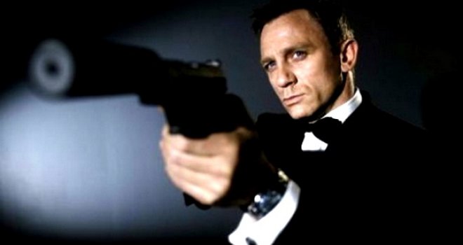 U pravom životu James Bond ne bi preživio ni sedam minuta, a i notorni je alkoholičar