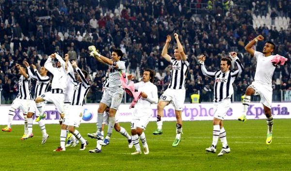 Najefikasniji tim 12. kola, računajući i sinoćnje utakmice, bio je Juventus, poslavši Palermo kući s tri gola u mreži; foto: Reuters