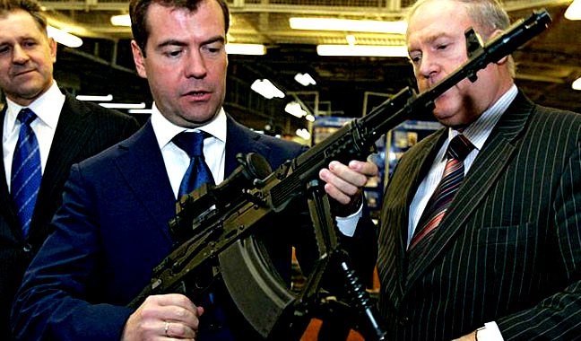 Medvedev i puška 2