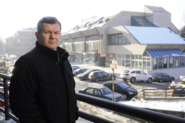 Nebojša Jugović, predsjednik Udruženja malih akcionara RS, kaže da je Mlinpek primjer legalizacije pljačkaške privatizacije putem stečaja