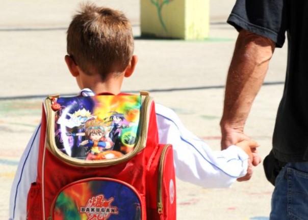 dijete skola