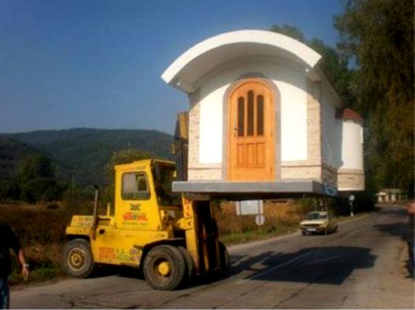 Dostava crkve na kućnu adresu