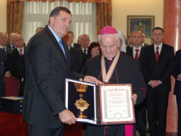Dodik i Komarica2