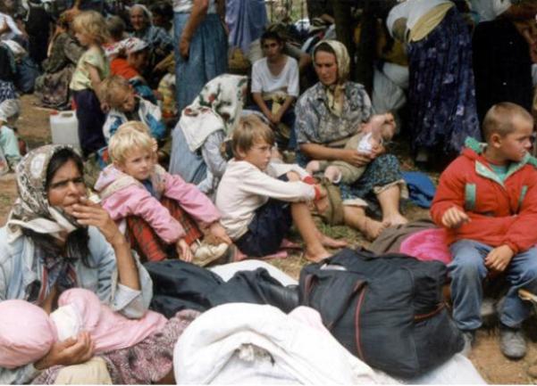 Srebrenica - žene i djeca/ Foto: Ahmet Bajrić Blicko