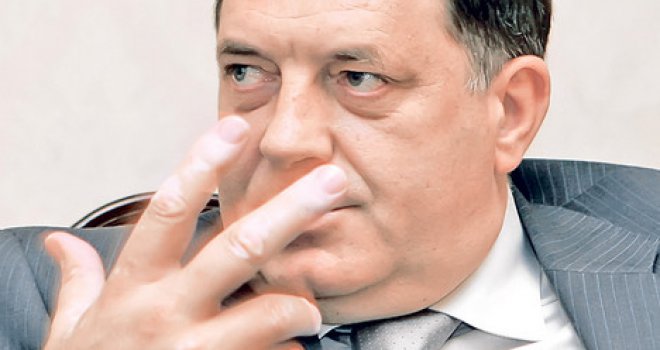 Dodik odgovorio Mektiću: Laž je da sam se u ratu bavio švercom, odlikovao me je Karadžić! A onih 200.000 eura... 