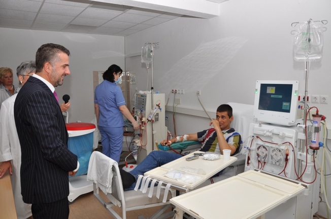 Luka Rajić donirao 100.000 KM Centru za hemodijalizu Opšte bolnice Konjic 