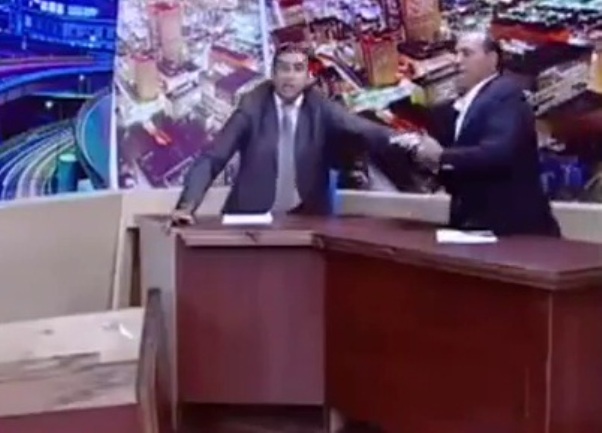 Izvukao pištolj u studiju