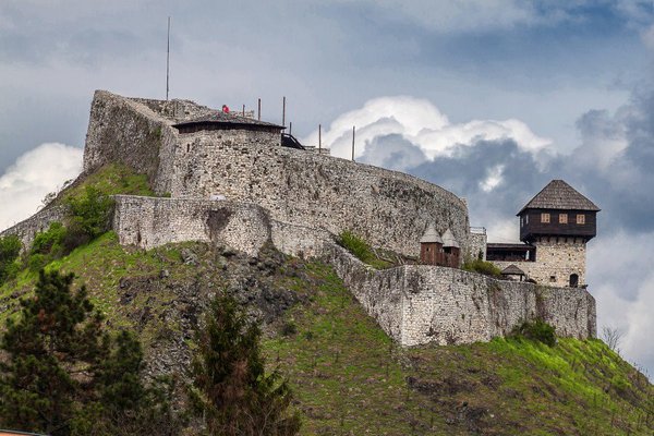 Dobojska tvrđava i varoš