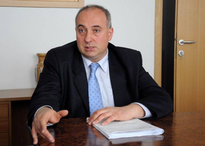 Neven Aksamija