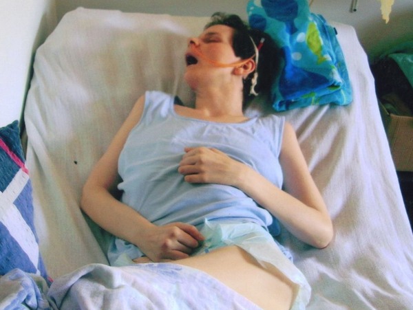 Melina na bolesničkoj postelji