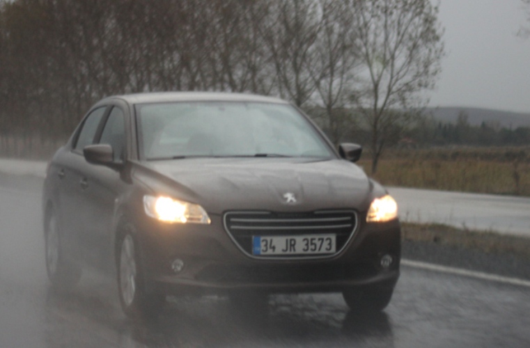 Peugeot 301